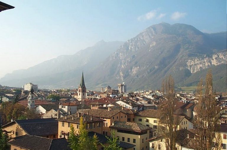 Cartomante a Trento, uso della cartomanzia a Trento per i problemi della vita quotidiana